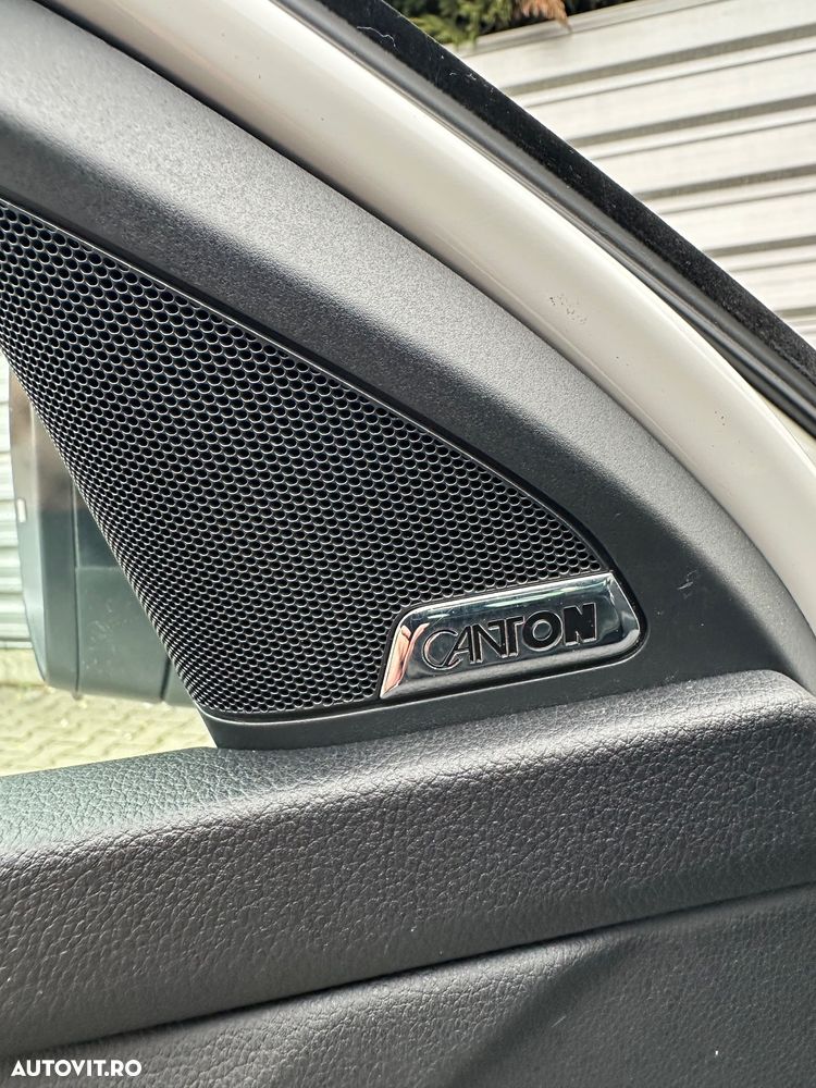 Skoda Octavia 2.0 TDI RS DSG - 30