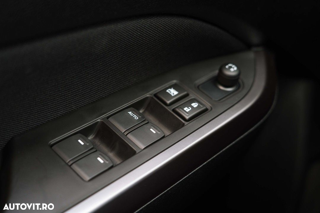Suzuki Vitara - 15