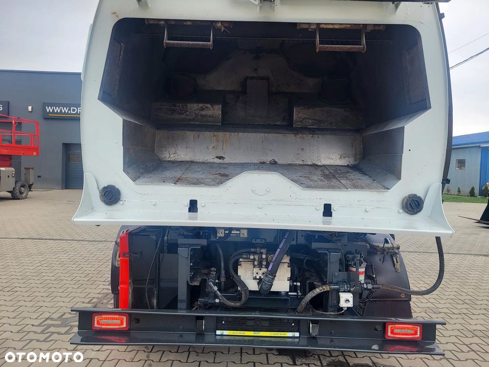 Renault Midlum 220 - 9