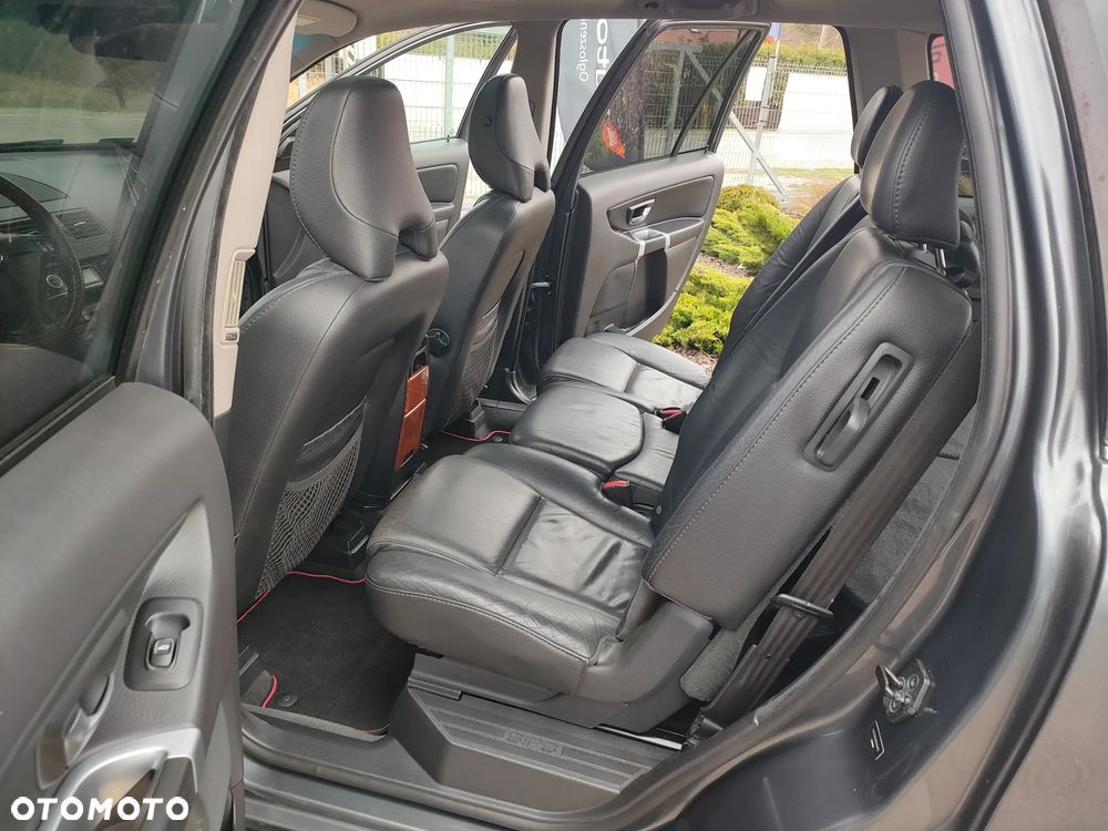 Volvo XC 90 - 22