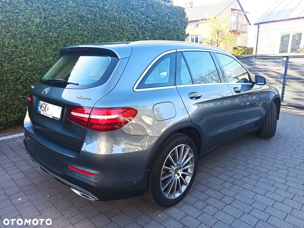 Mercedes-Benz GLC - 7