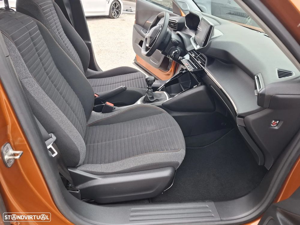 Peugeot 2008 1.2 PureTech Active Pack - 16