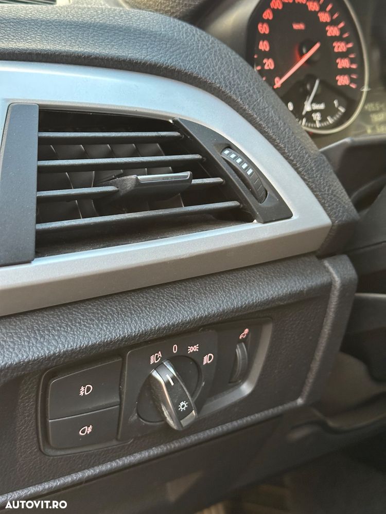 BMW Seria 1 118d Aut. - 21