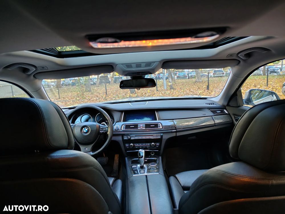 BMW Seria 7 740d xDrive - 10