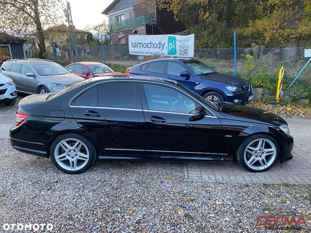 Mercedes-Benz Klasa C 250 CDI 4Matic 7G-TRONIC Avantgarde Edition - 39