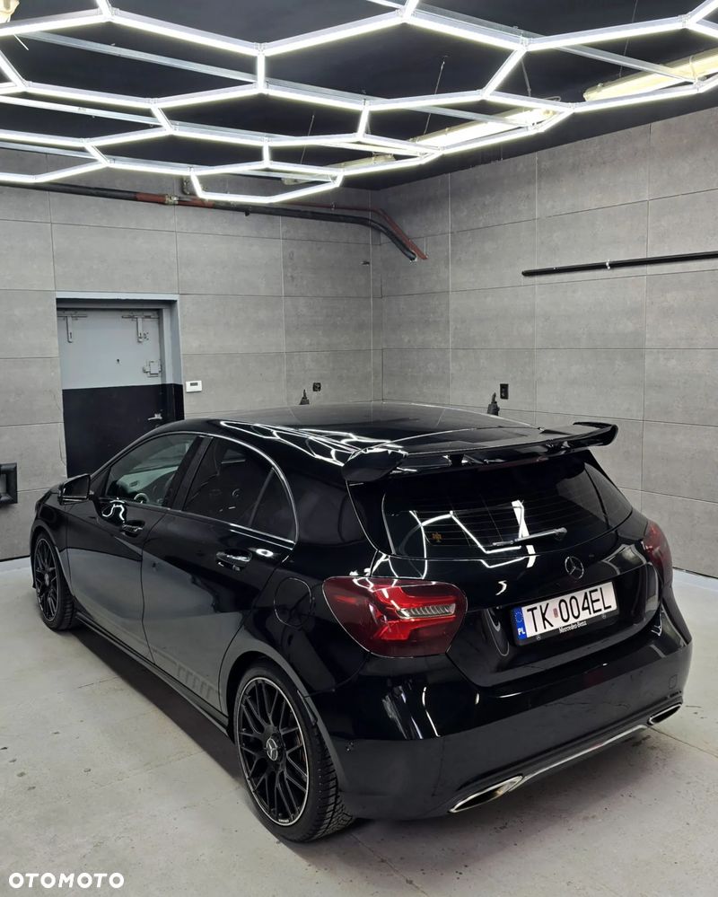 Mercedes-Benz Klasa A 220 4Matic 7G-DCT Urban - 6