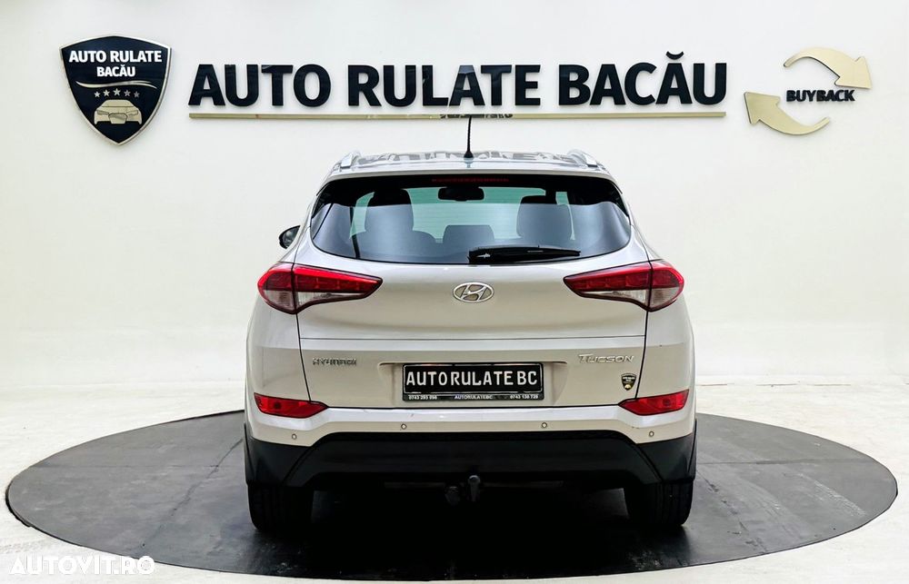 Hyundai Tucson blue 1.6 GDi 2WD Passion - 11