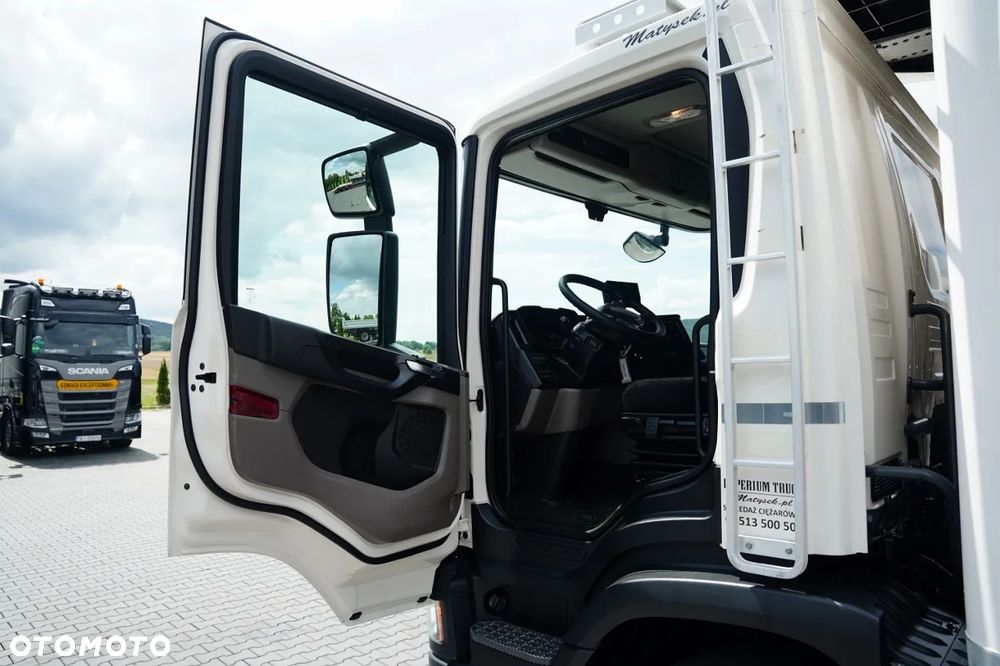 Scania P 320 / CHŁODNIA / 6X2  / SOLÓWKA 9 M / CARRIER SUPRA 1250 MT / MULTITEMPERATURA / WINDA 3000 KG / OŚ PODNOSZONA / AUTOMAT / EURO 6 - 25