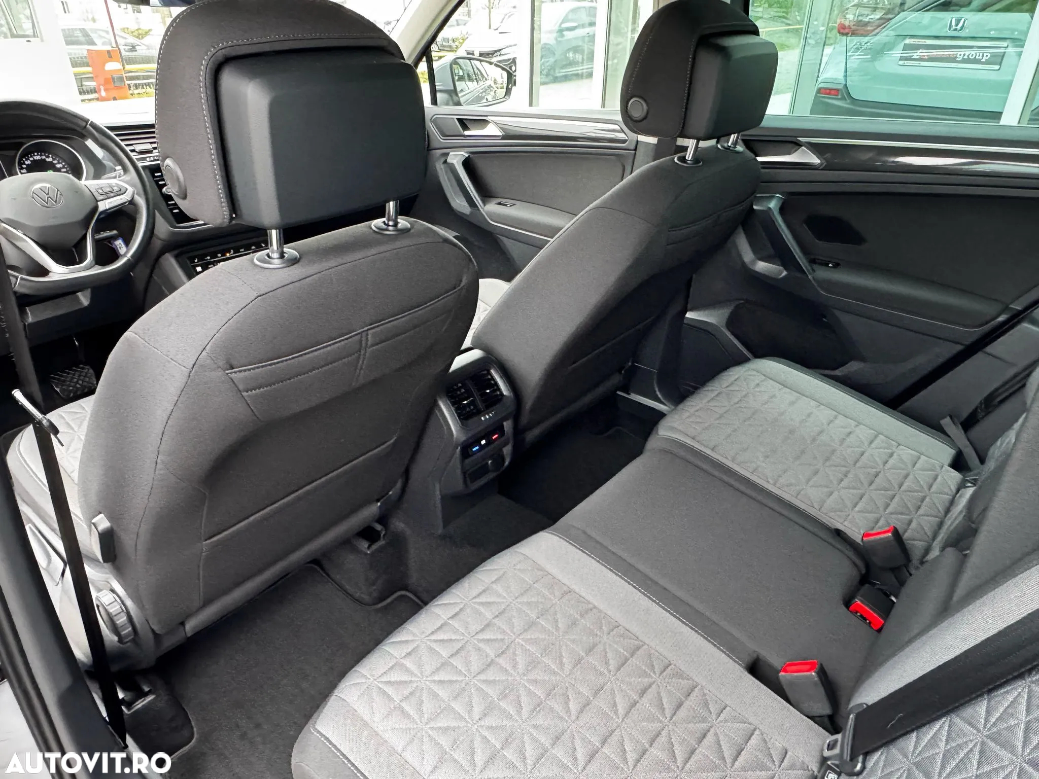 Volkswagen Tiguan 1.5 TSI ACT DSG Trendline - 11