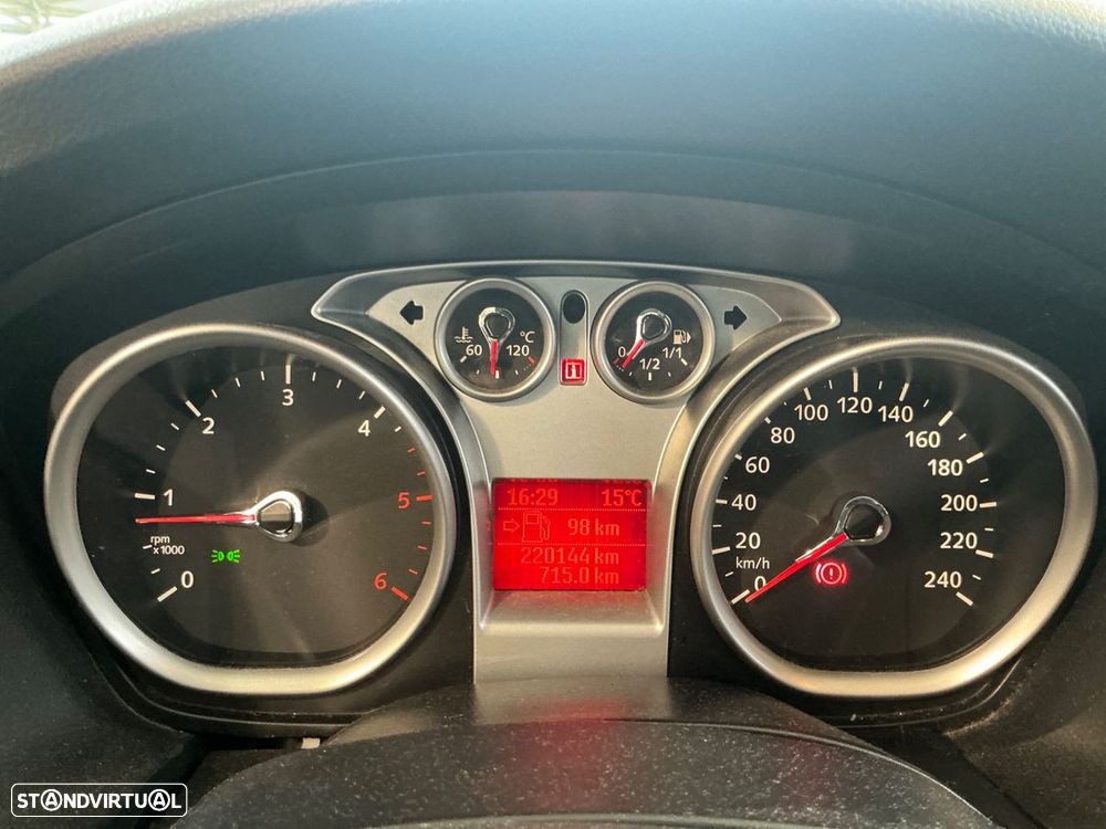 Ford Focus 1.6 TDCi Sport - 3