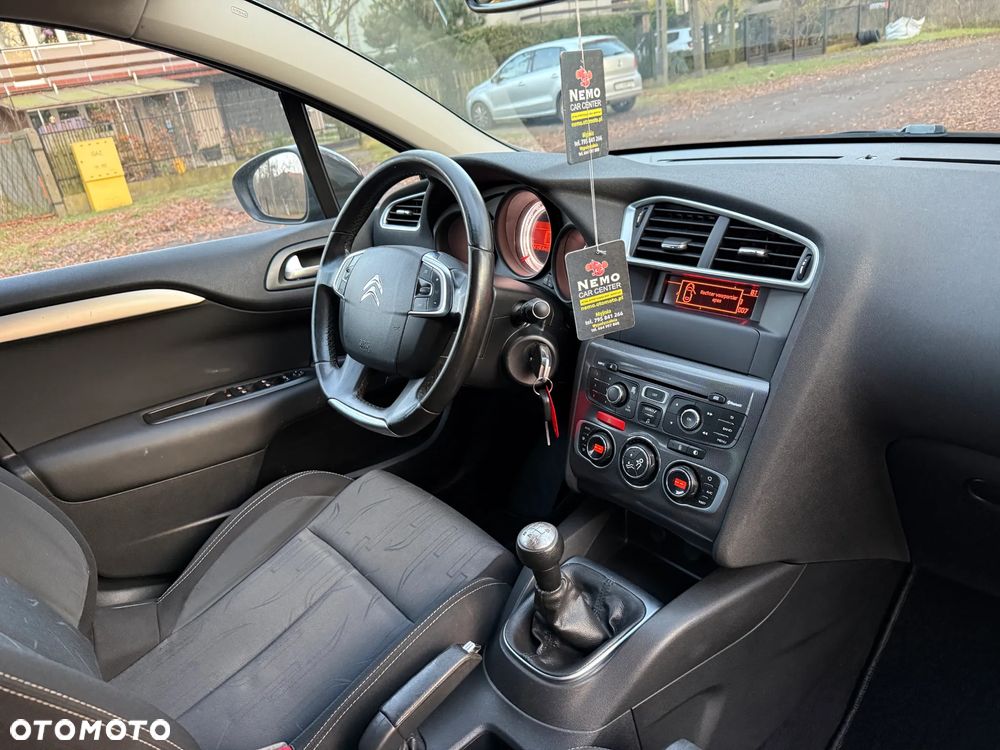 Citroën C4 VTi 95 Attraction - 27