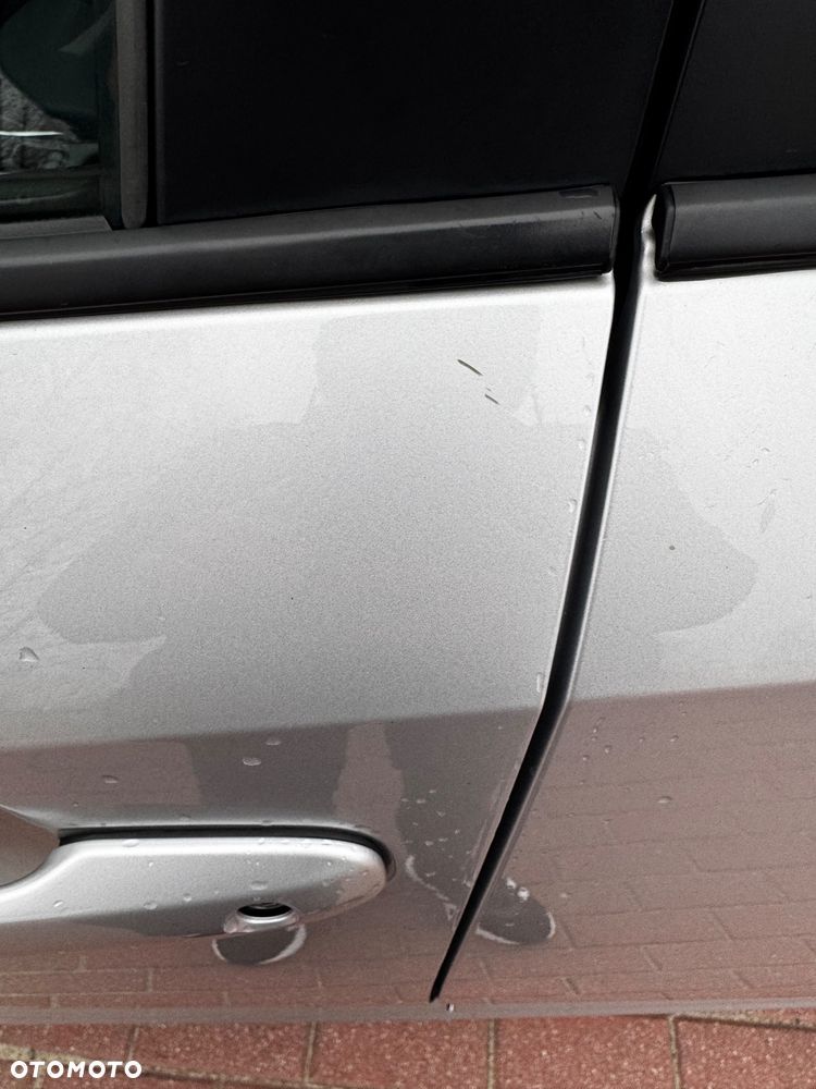 Toyota Corolla 1.8 Hybrid Comfort - 16
