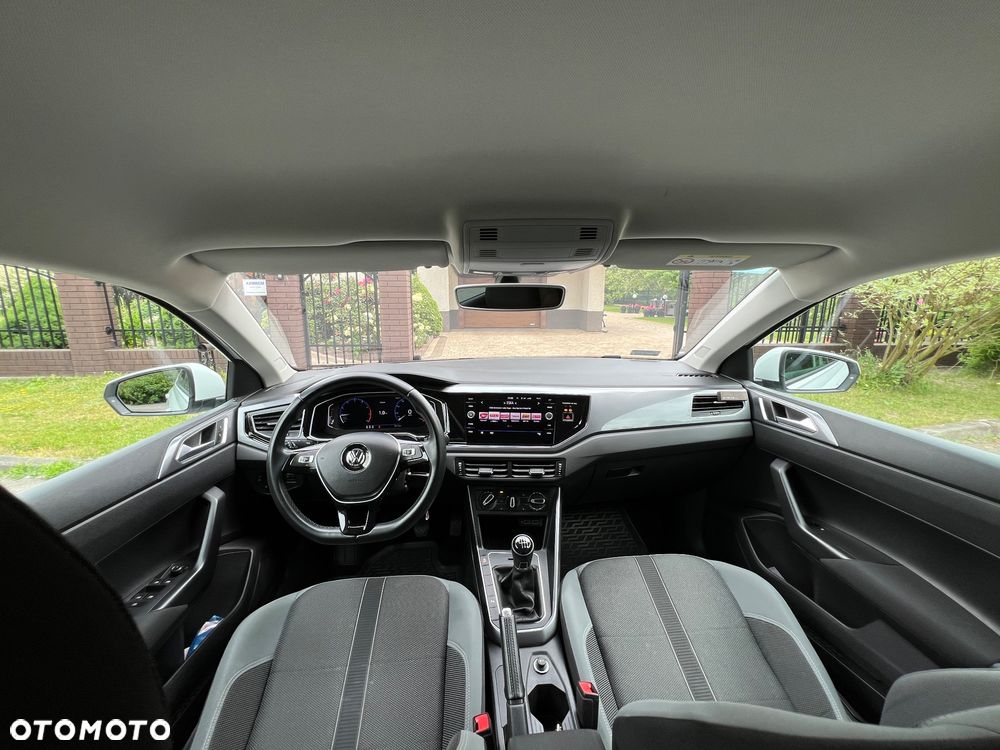 Volkswagen Polo - 14
