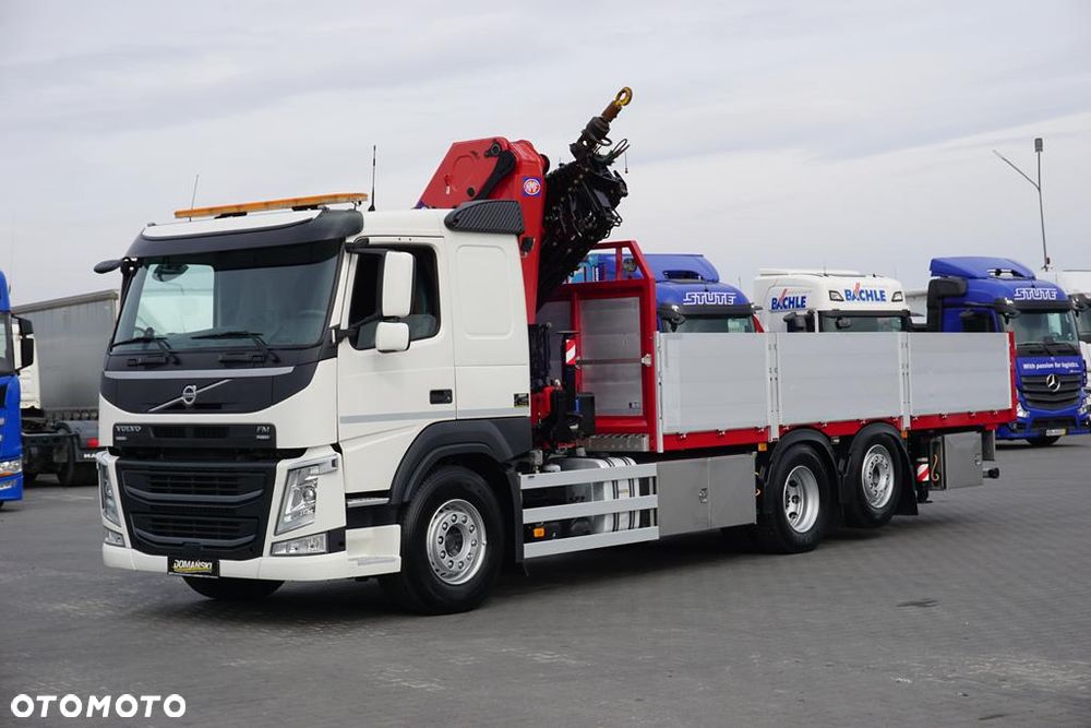Volvo FM / 500 / 6 X 2 / SKRZYNIOWY + HDS / HMF 3220 K7 / WYS. 18,9 M / OŚ SKRĘTNA - 2
