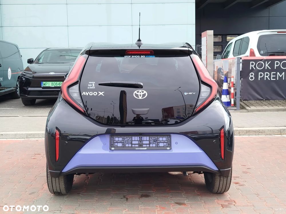 Toyota Aygo X Hybrid 1.5 Style e-CVT - 5