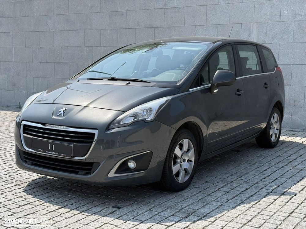 Peugeot 5008 1.2 PureTech Style - 1