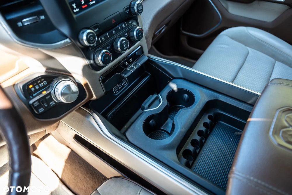 RAM 1500 5.7 Crew Cab Laramie - 23