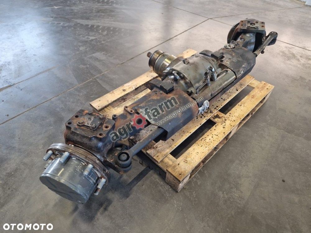 Przedni most Valtra N174 DANA 740/559 - 1