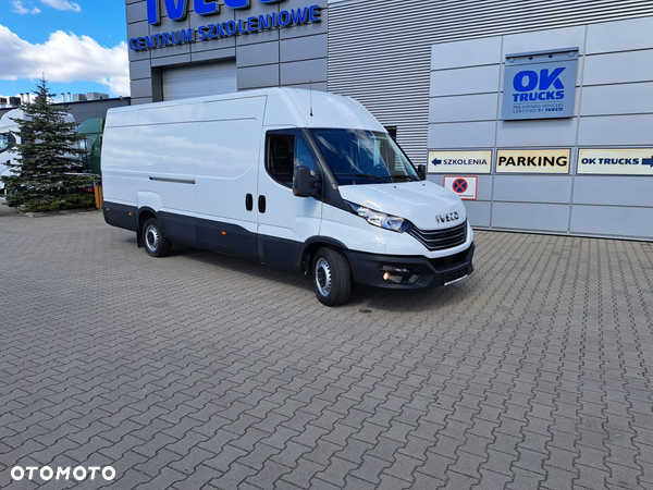 Iveco 35S18V Maxi Silnik 3L 180 KM Furgon Blaszak 16m3 L4H2