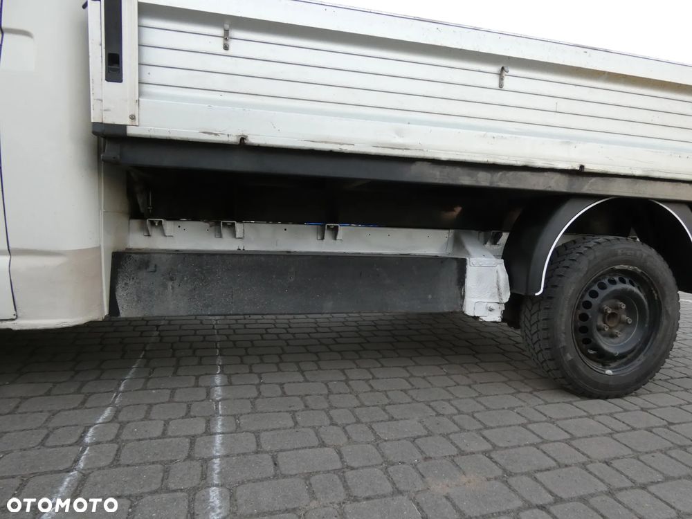 Volkswagen Transporter L1H1 - 12