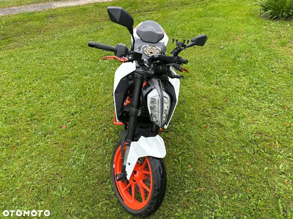 KTM Duke 390 - 4