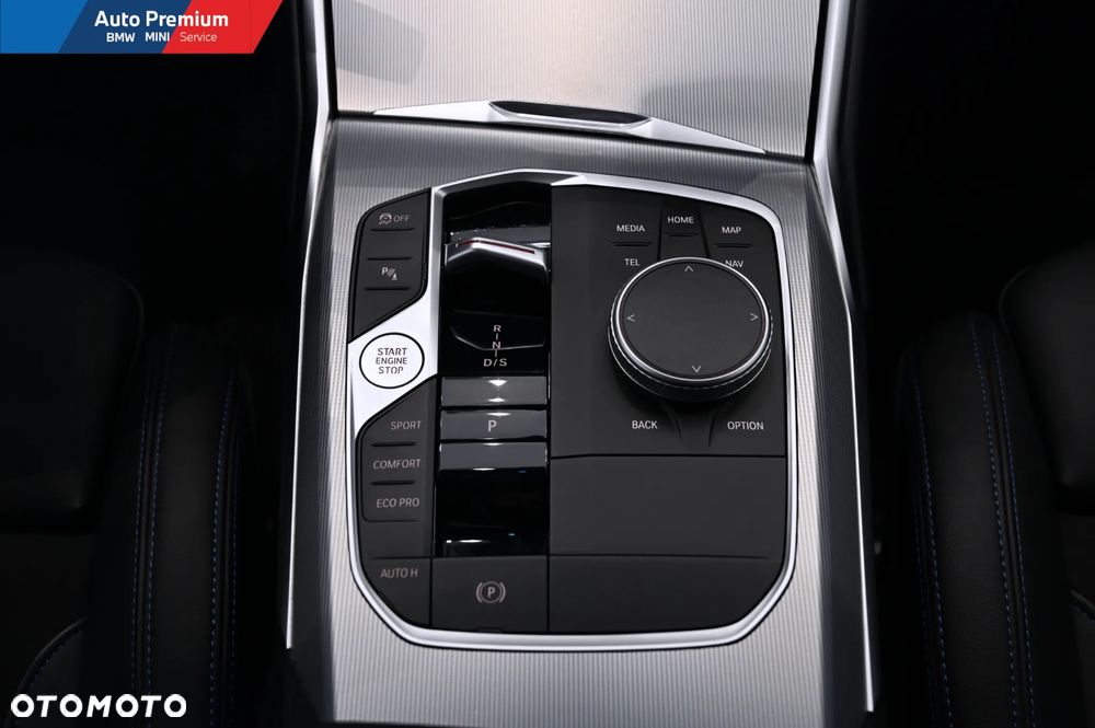 BMW Seria 3 320d xDrive - 17