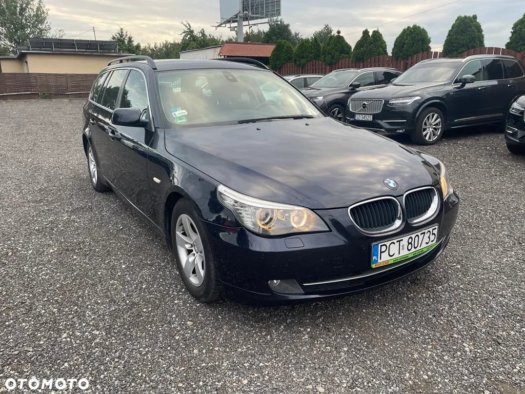 BMW Seria 5 520d Touring Special Edition - 2