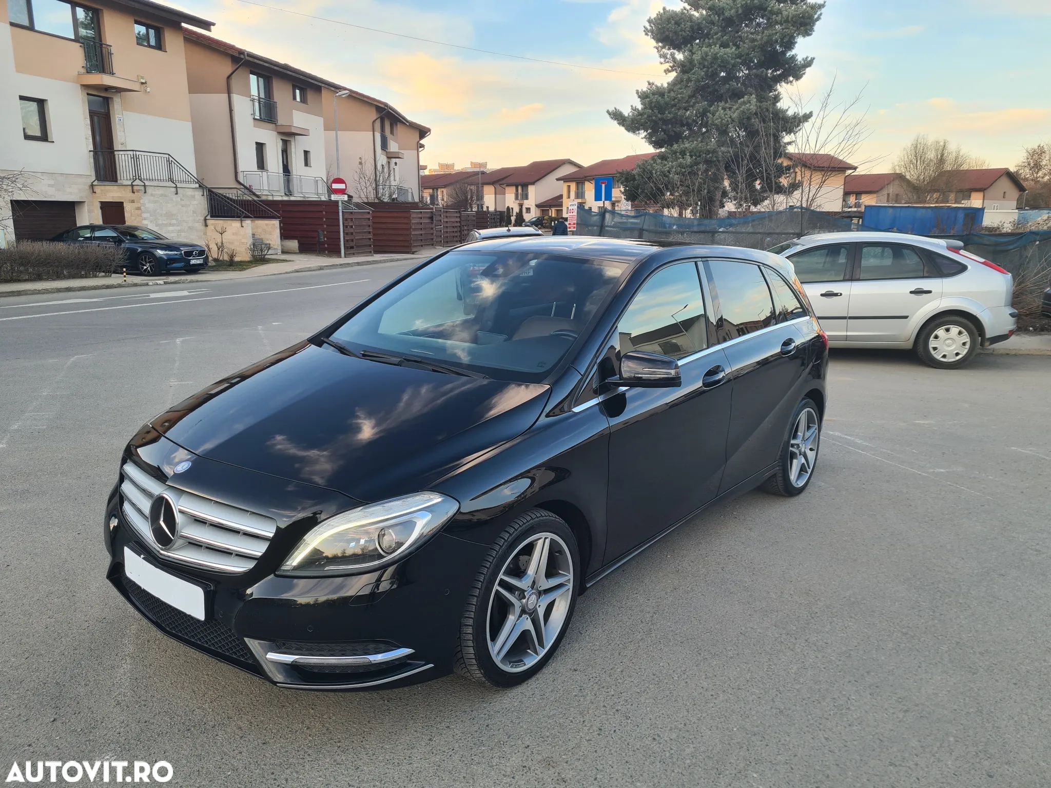 Mercedes-Benz B 200 CDI (BlueEFFICIENCY) 7G-DCT - 1