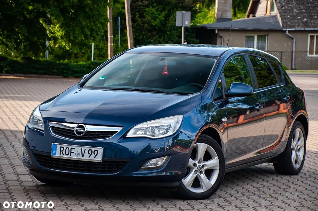 Opel Astra 1.4 EcoFLEX Edition - 1