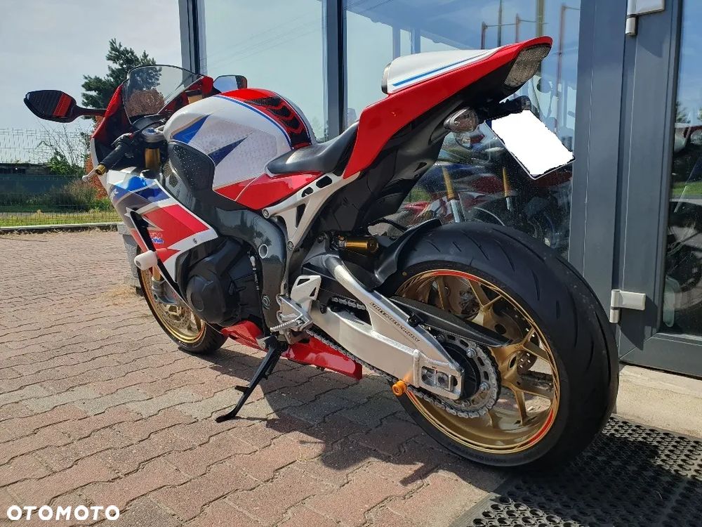 Honda CBR - 11