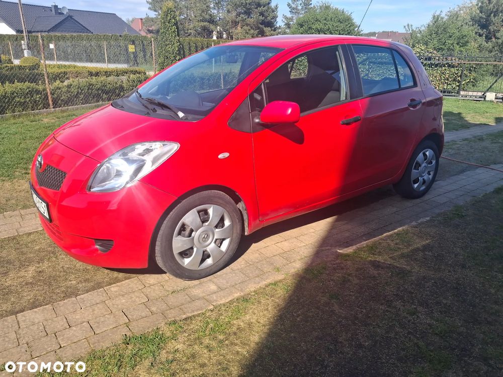 Toyota Yaris 1.3 VVT-i Luna - 1