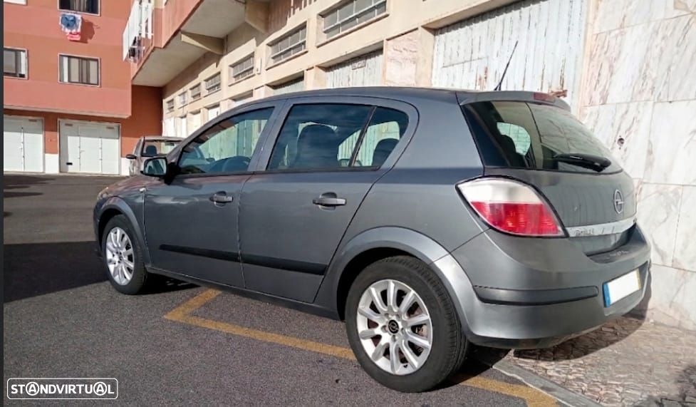 Opel Astra - 2