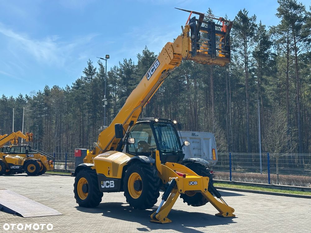 JCB 540-140 Hi Viz - 18