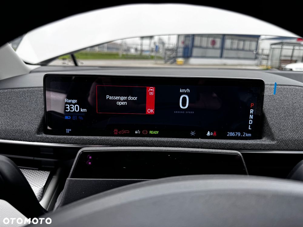 Ford Mustang Mach-E - 10