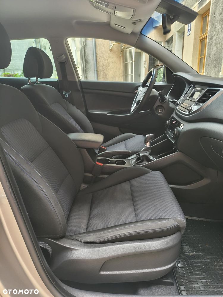 Hyundai Tucson 1.6 GDi Comfort 2WD - 9
