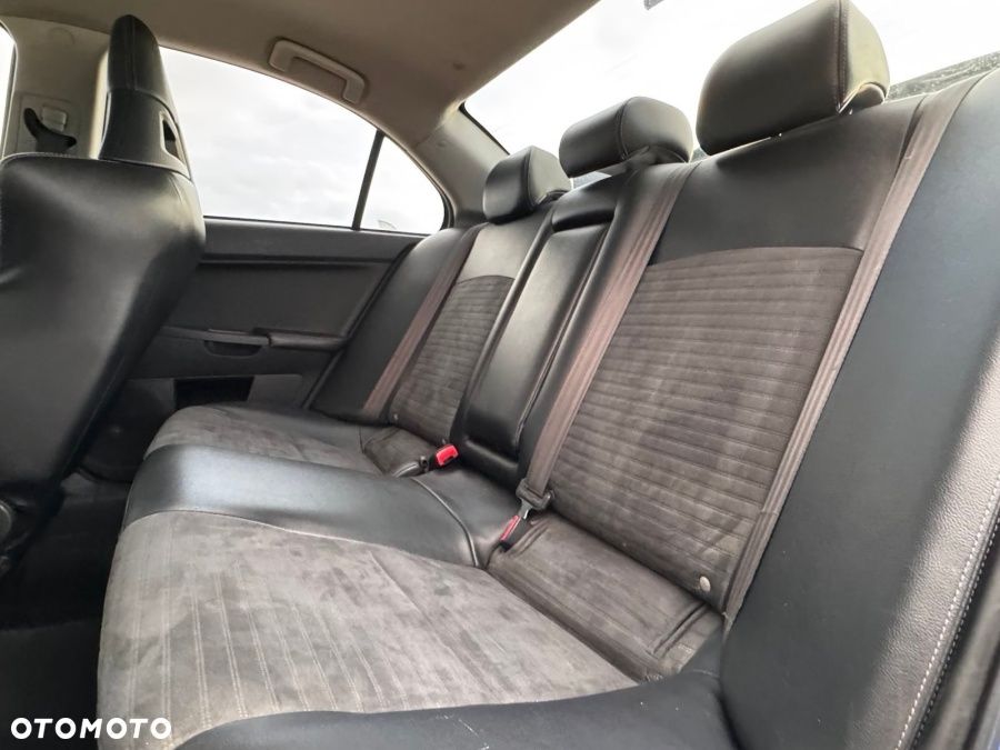 Mitsubishi Lancer Evolution - 16