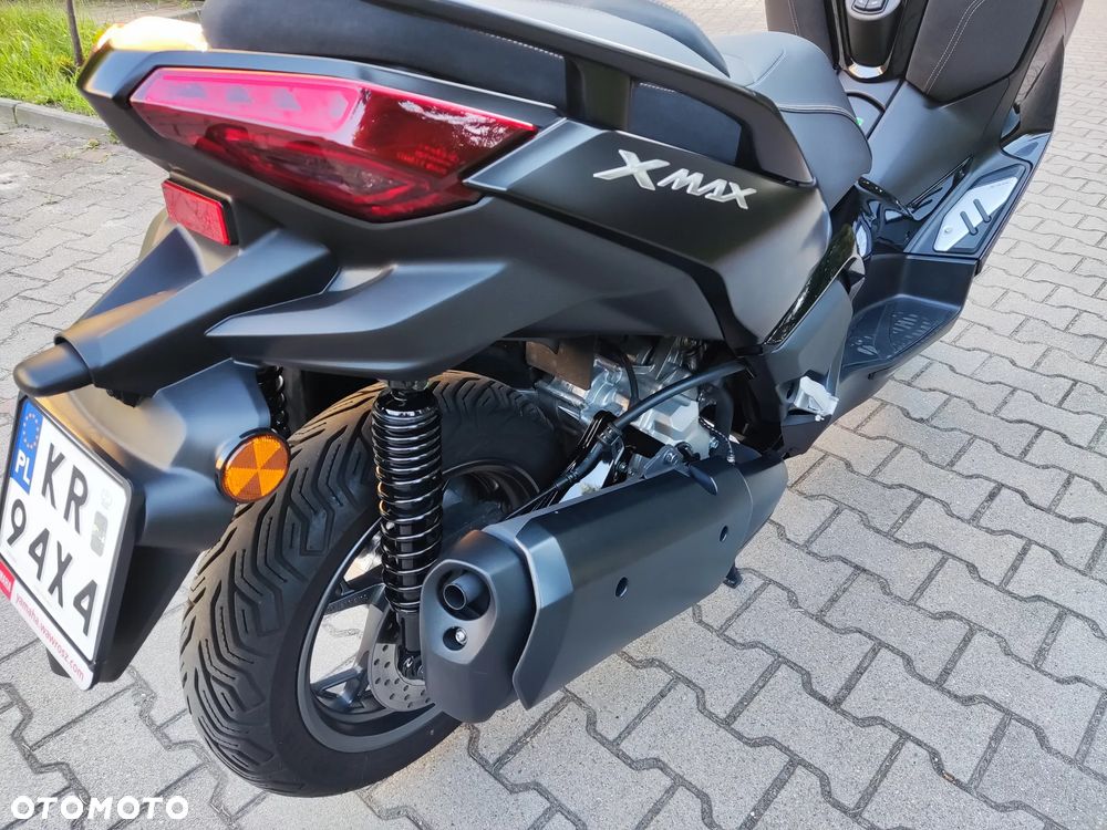 Yamaha X-max - 3
