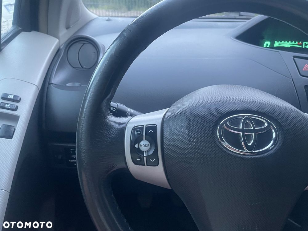 Toyota Yaris 1.0 Luna A/C - 8