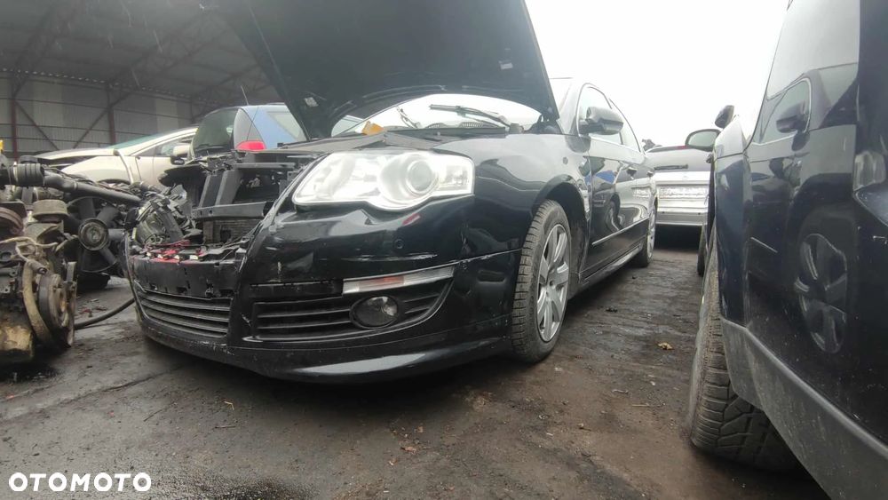 Zestaw Pakiet R-line Passat B6 dokładka lotka emblematy