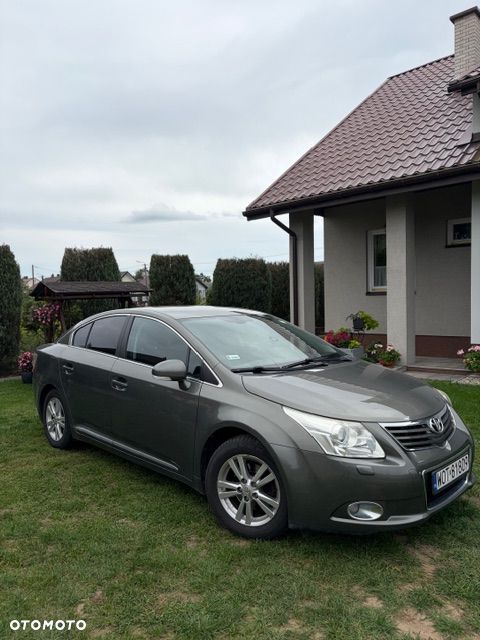 Toyota Avensis 2.0 D-4D Platinium - 1