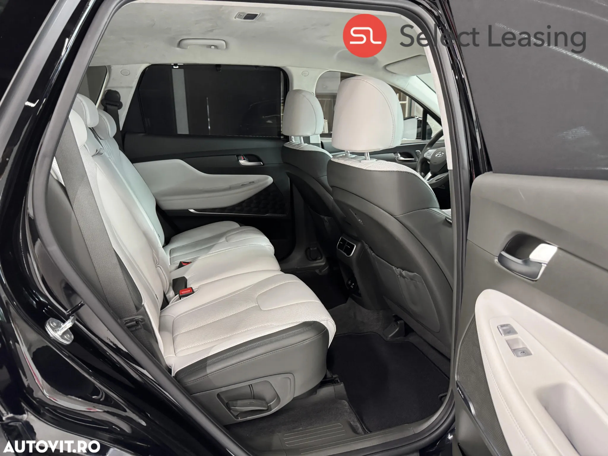 Hyundai Santa Fe 1.6 Plugin-Hybrid 4WD Signature - 11