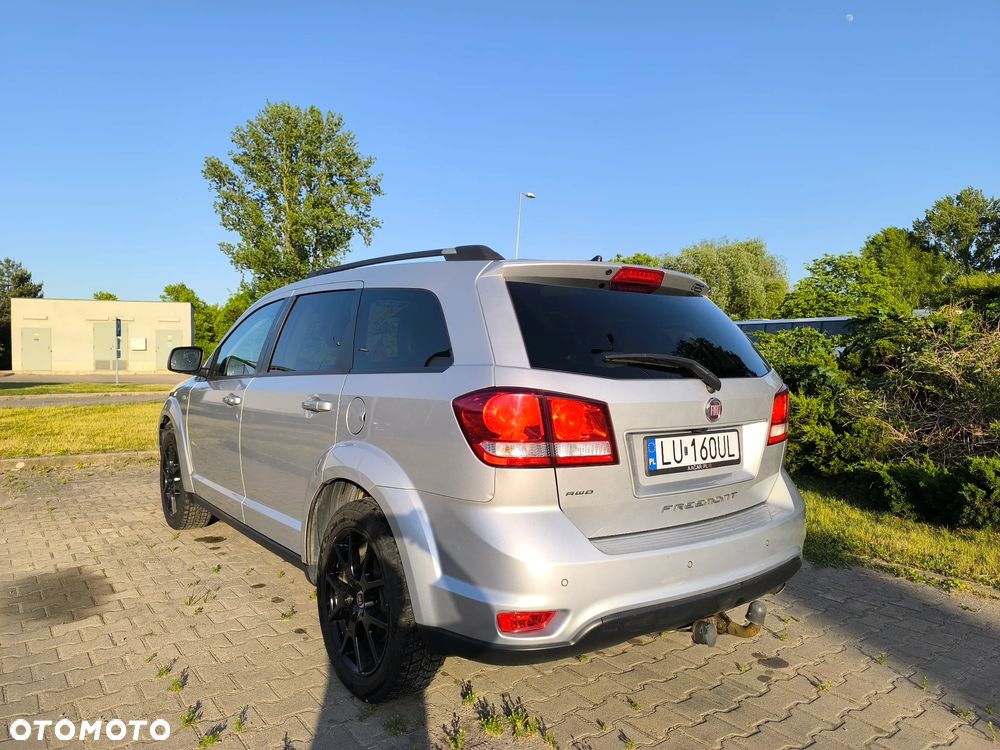 Fiat Freemont 2.0 Multijet Lounge AWD - 3