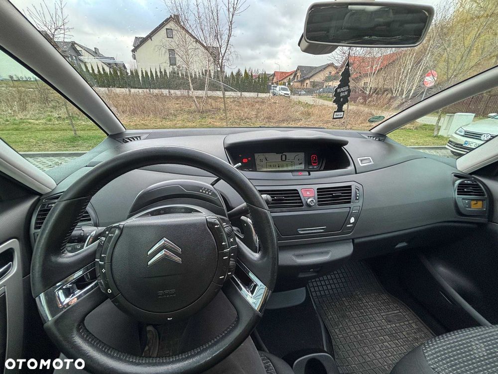 Citroën C4 Picasso - 8