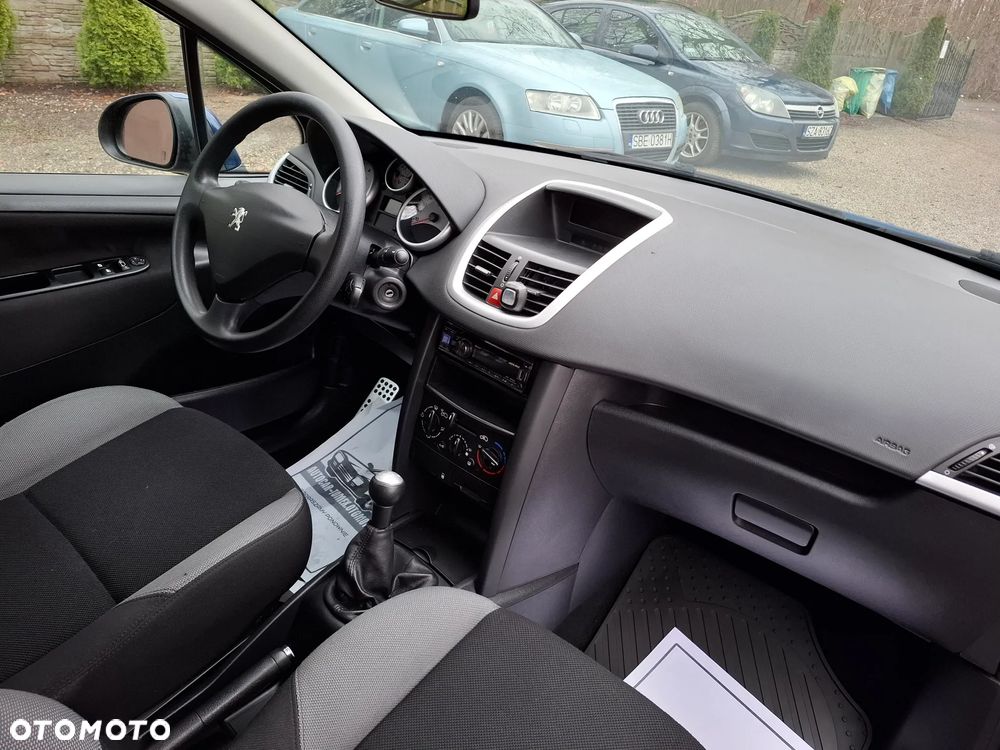 Peugeot 207 95 VTi Urban Move - 20