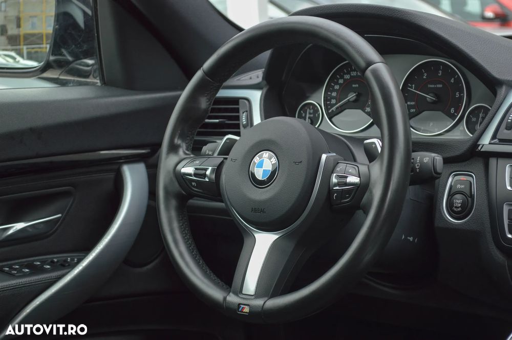 BMW Seria 3 320d Aut. M Sport - 36