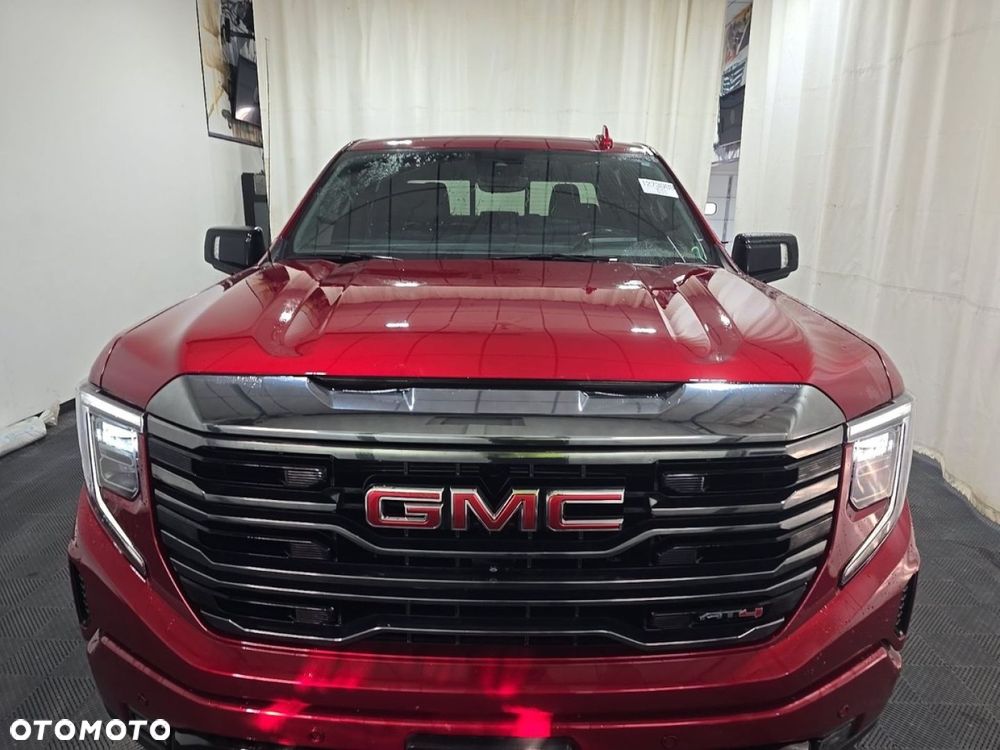 GMC Sierra