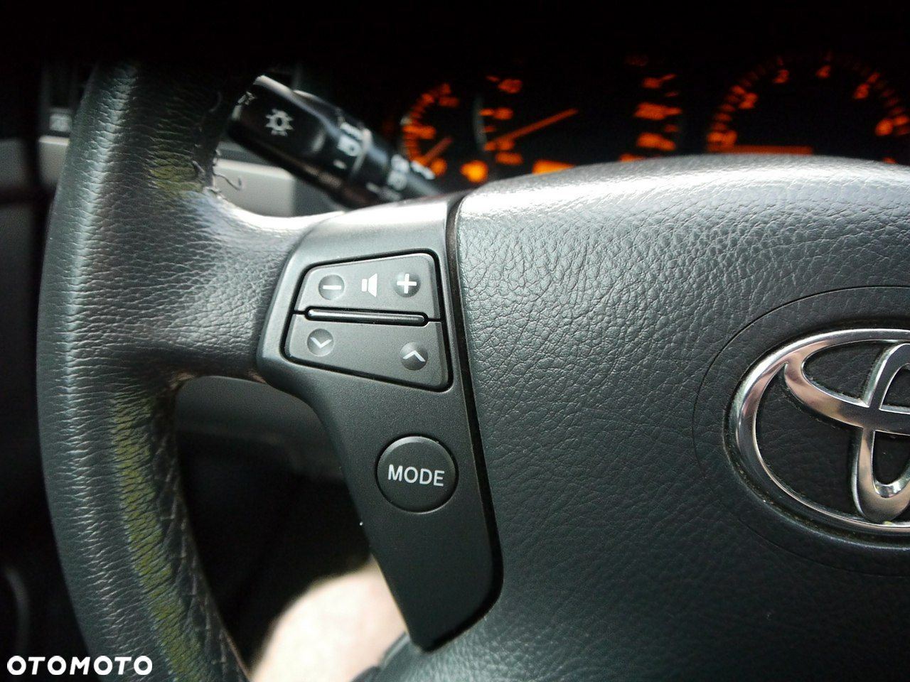 Toyota Avensis 1.8 VVT-i Sol - 31