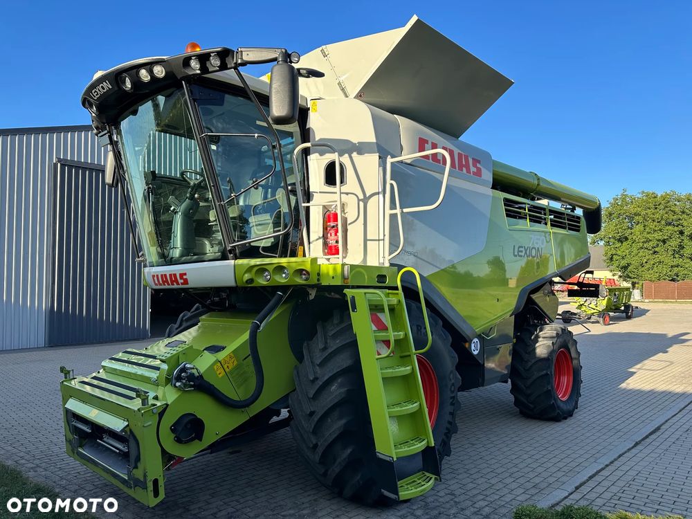 Claas Lexion 760+V900 - 7