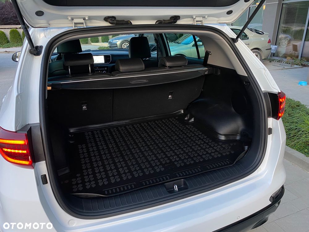 Kia Sportage 1.6 GDI Black Edition 2WD - 34