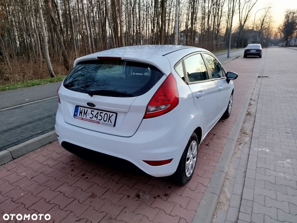 Ford Fiesta 1.4 TDCi Ambiente - 5